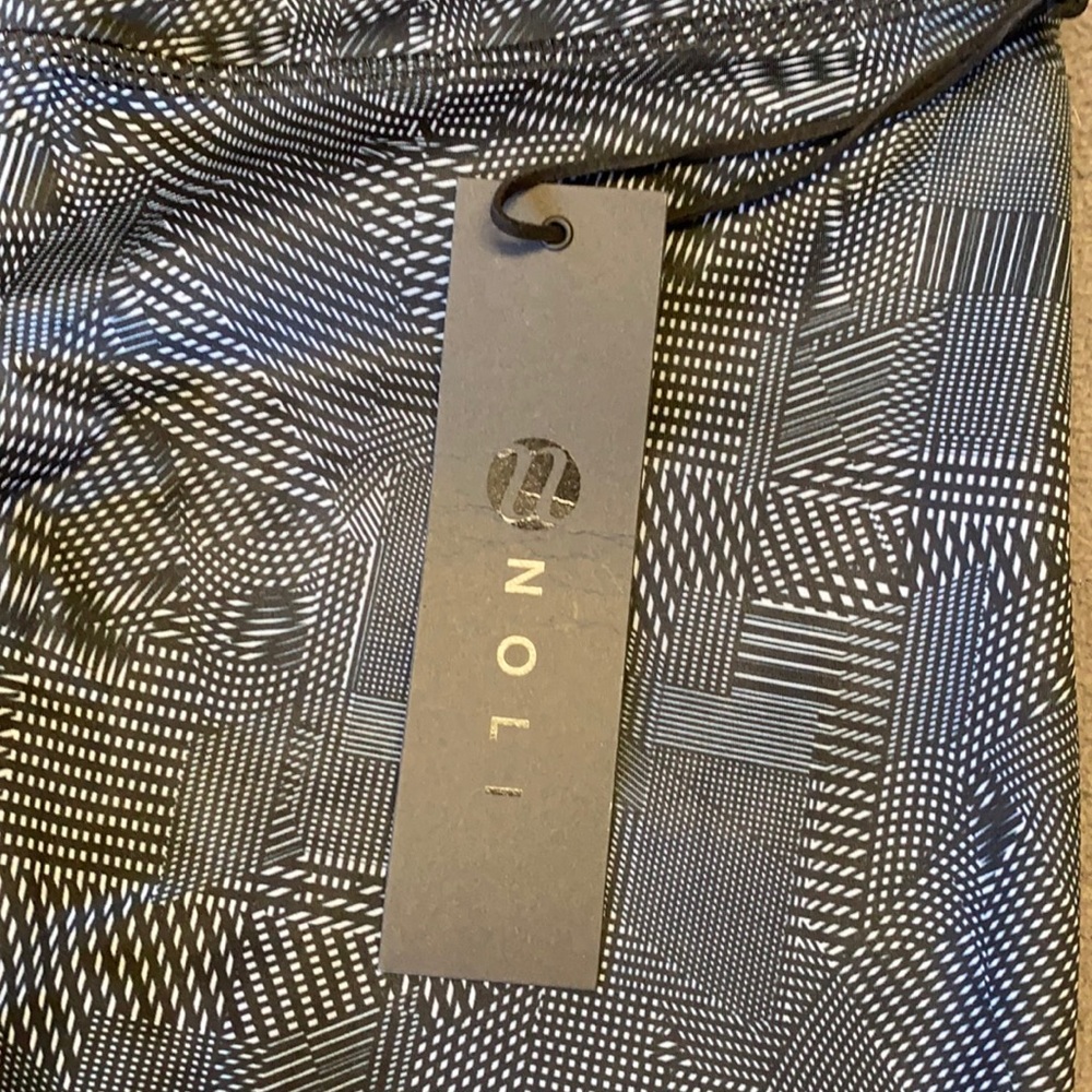 NOLI Yoga Leggings.  Gorgeous Italian fabric.